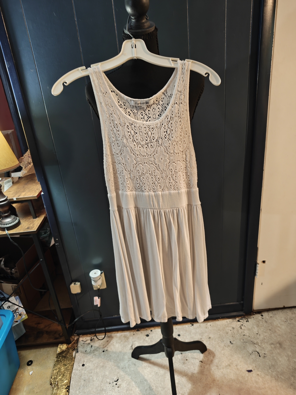 Forever 21 Ivory Lace Bodice Sleeveless Dress